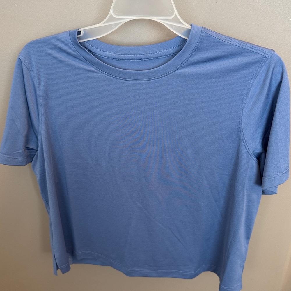 Lululemon Ultralight Tshirt - Waist Length Sz 10